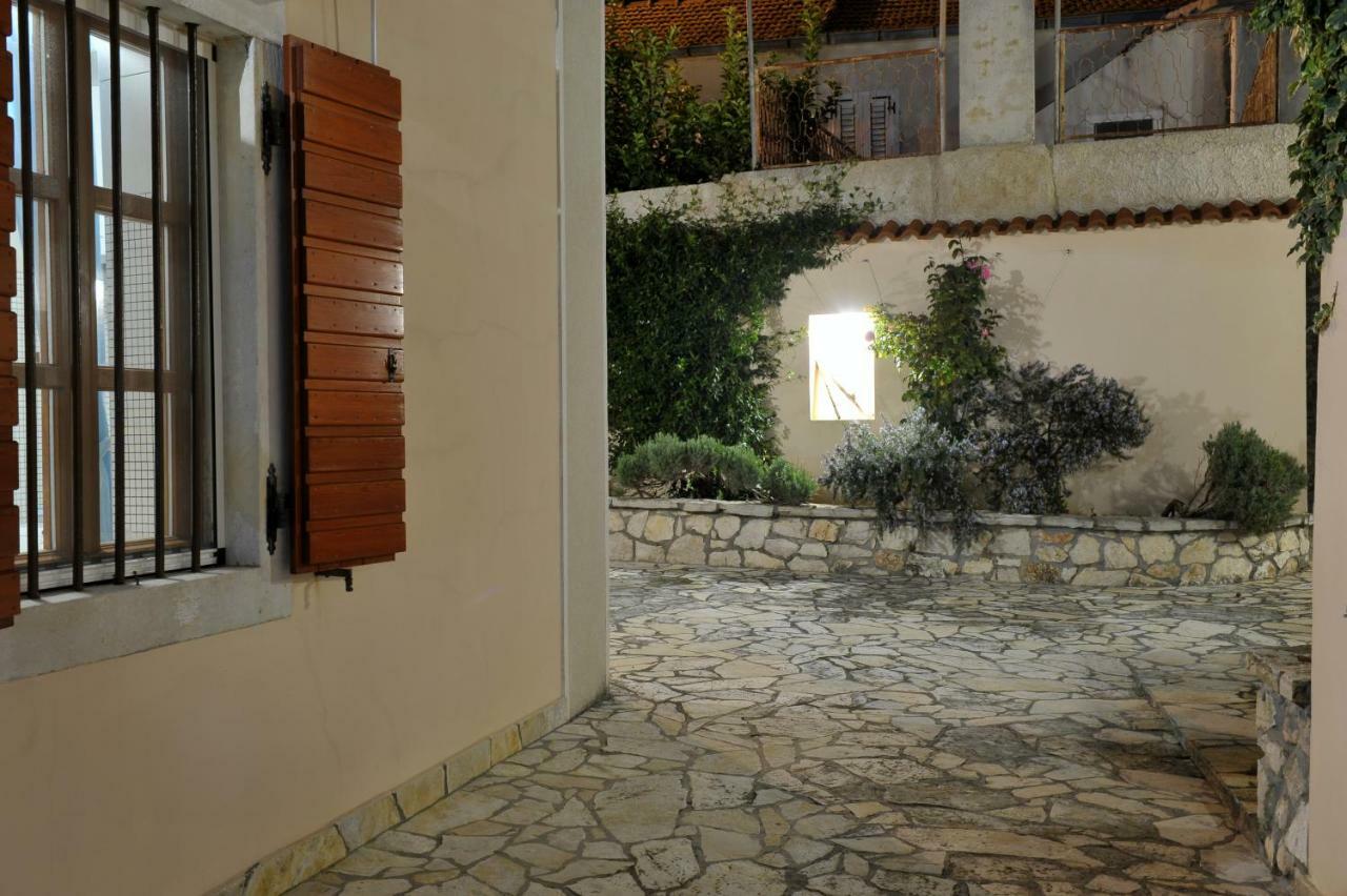 Вилла Grandpa Mate House Dragove Экстерьер фото